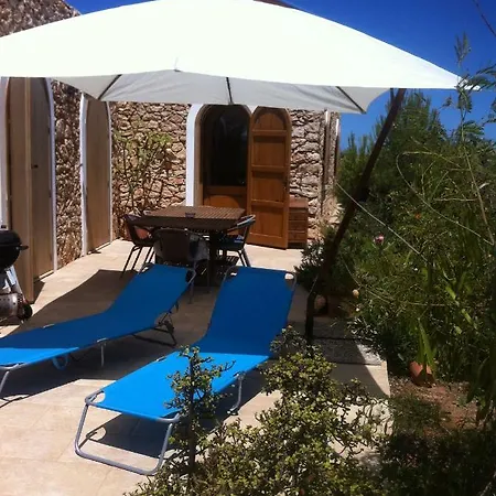 Dammuso Tatil Evi